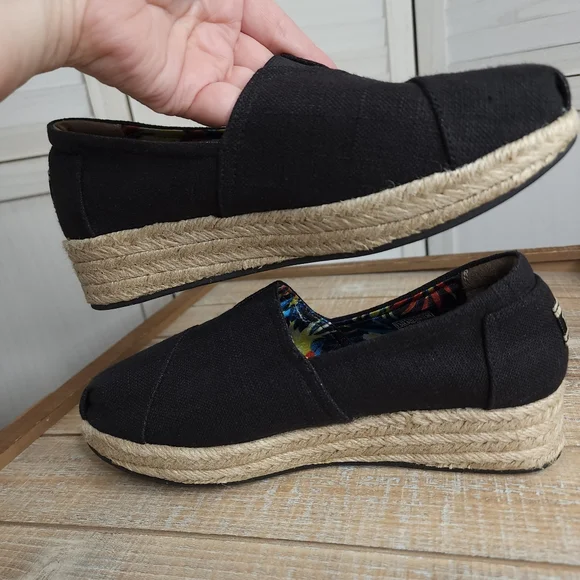 Bobs From Skechers Woman’s Black Espadrille. Size 8 1/2 - Picture 3 of 13